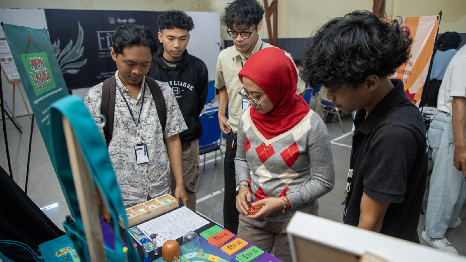 40 CALON ALUMNI DKV UNIKU SUKSES GELAR PAMERAN TUGAS AKHIR FINEX CHAPTER 5