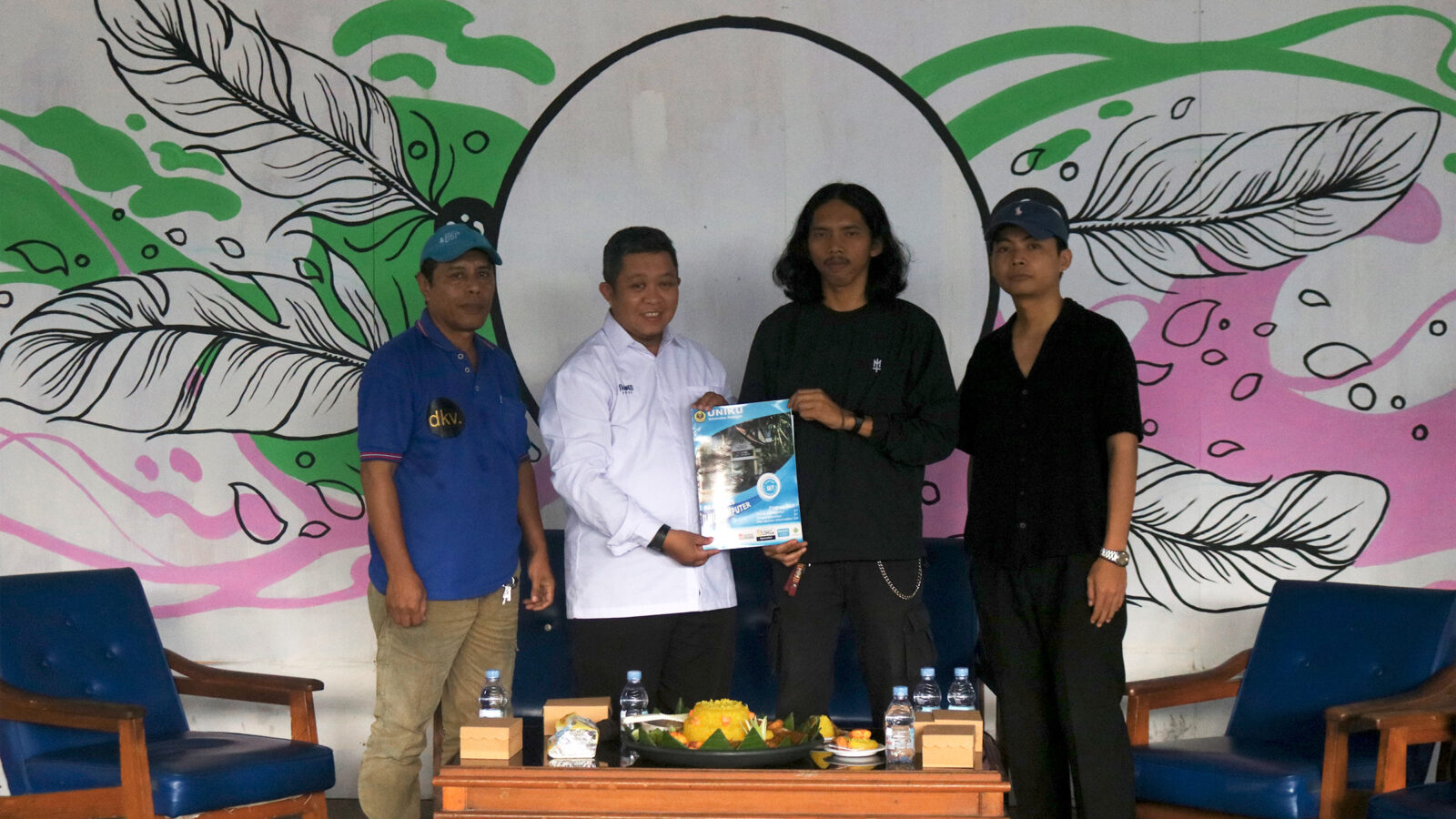 KELUARGA ALUMNI DKV UNIKU PERIODE PERTAMA RESMI DILANTIK