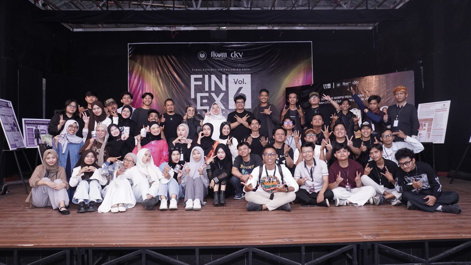 DKV UNIKU TAMPILKAN 42 KARYA TUGAS AKHIR MAHASISWA LEWAT PAMERAN FINEX VOLUME 6